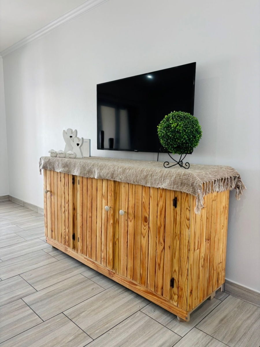 To Let 3 Bedroom Property for Rent in Aston Bay Eastern Cape